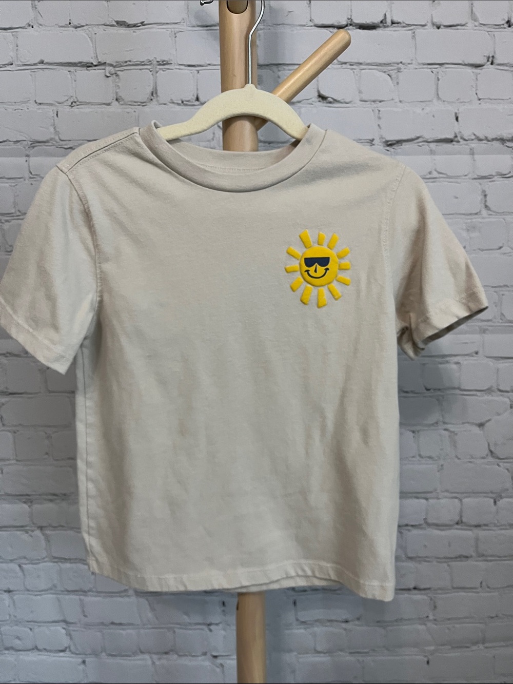 ⭐️⭐️ PICK 5 / $20 365 Kids Cream T-Shirt with Sunny Smiley Embroidery